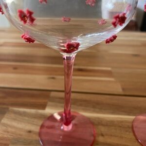 Bow wine glasses